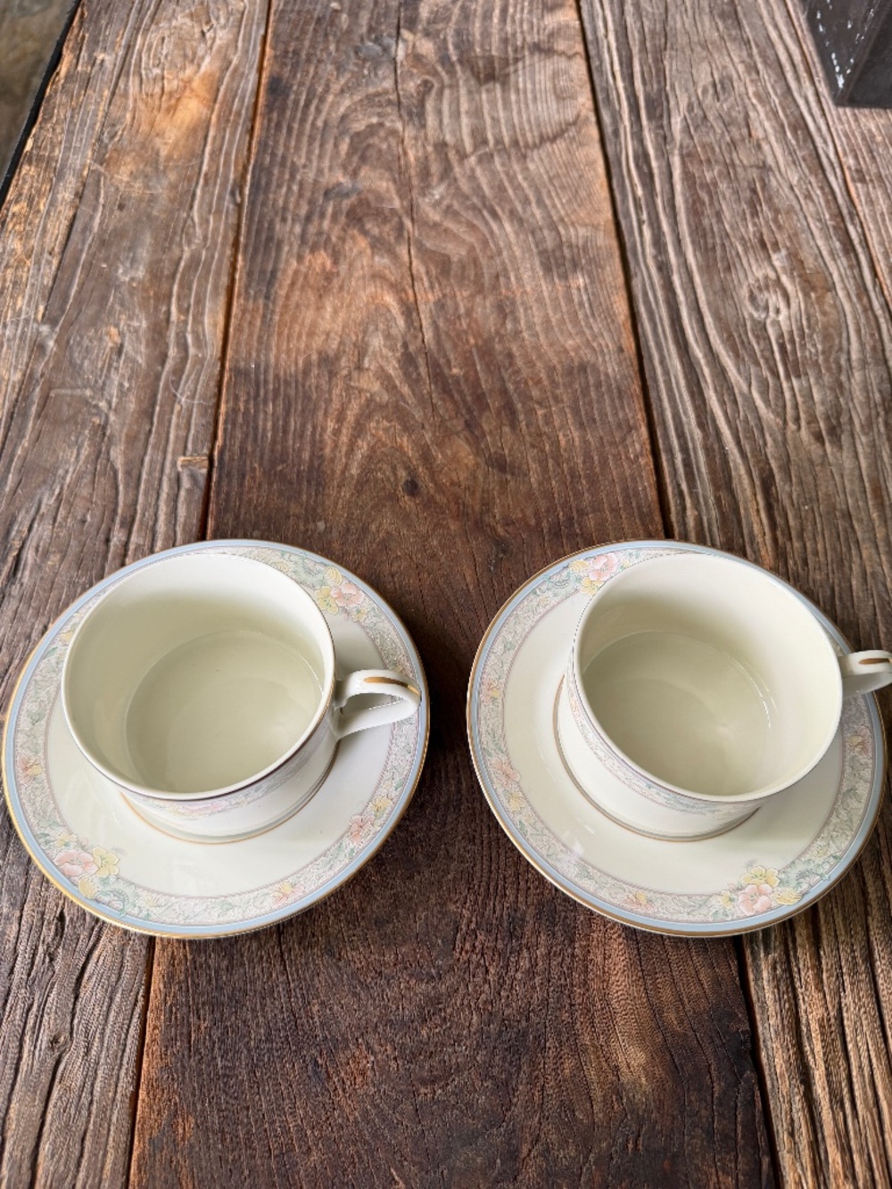 Mikasa Charmaine (L5595) China pair of cups and saucers (2 each)